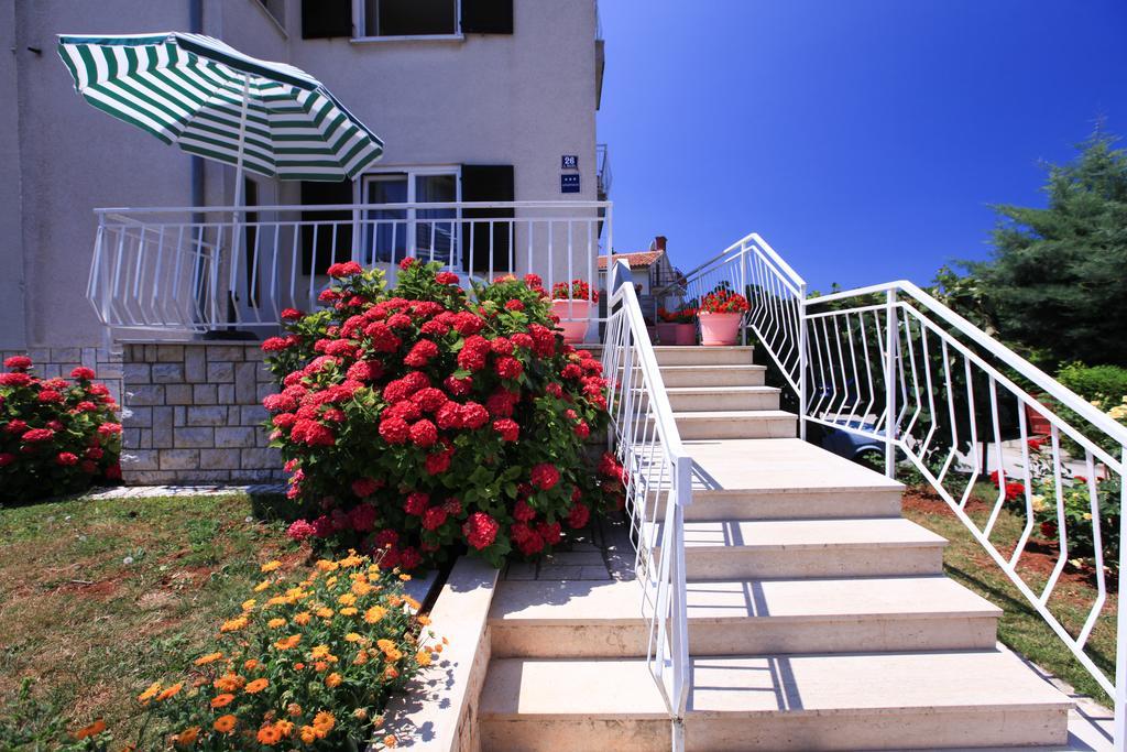 Laguna Apartman *